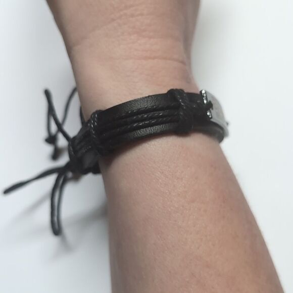 527 Spanish Prayer Black Leather Adjustable Slider‎ Bracelet - Picture 2 of 5